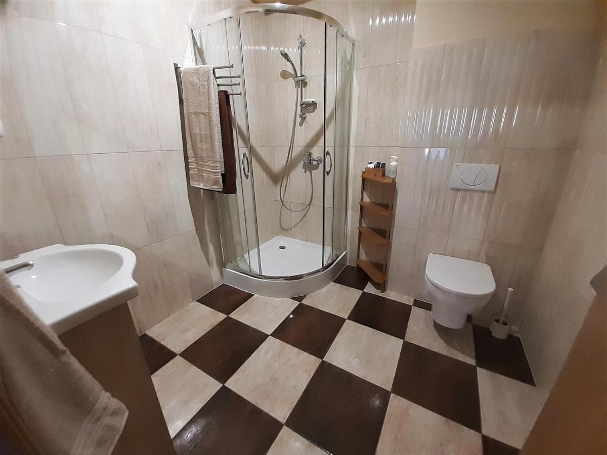 Pokoje Za Kinem Duszniki Zdrój Buitenkant foto